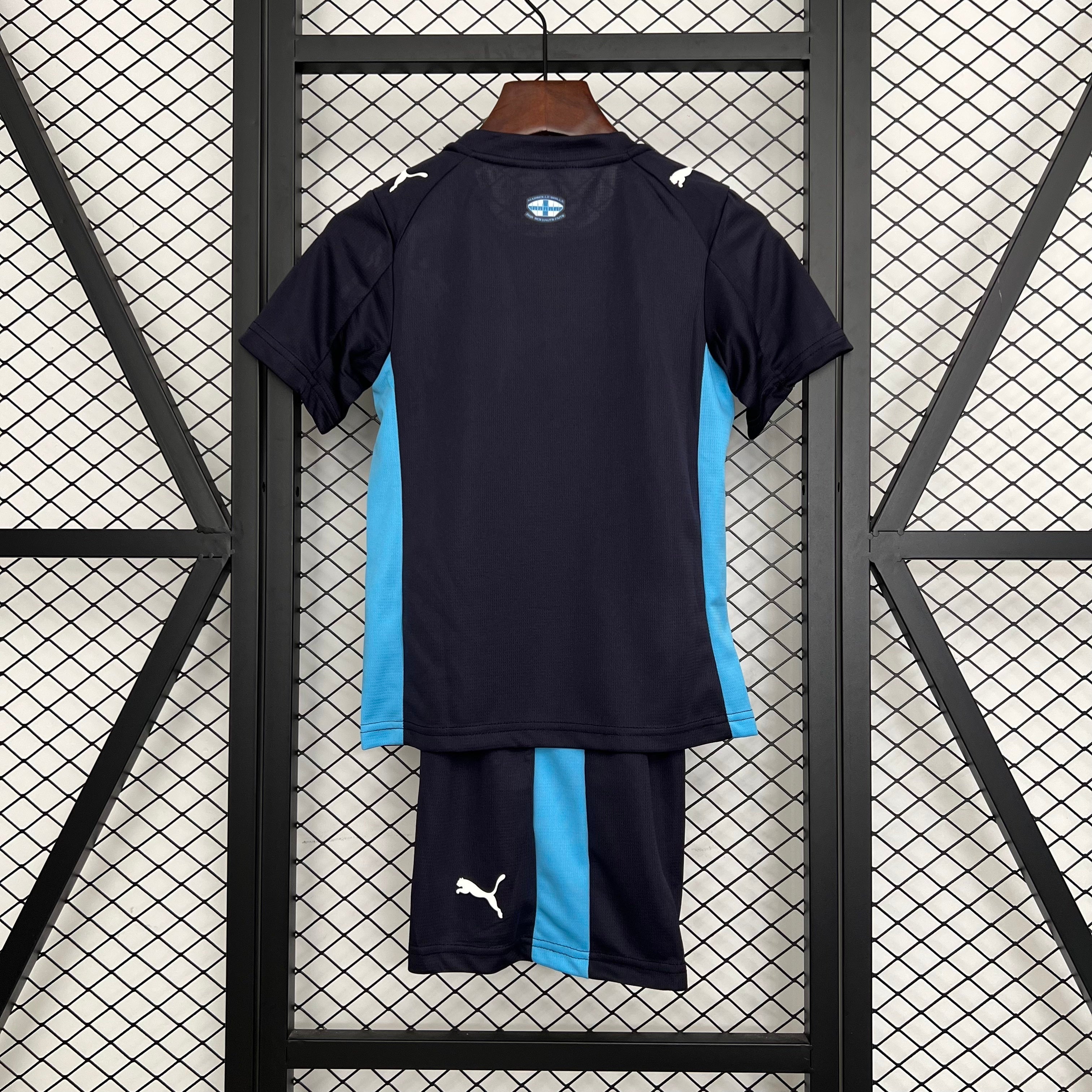 25/26 Kids Marseille away Size: 16-28