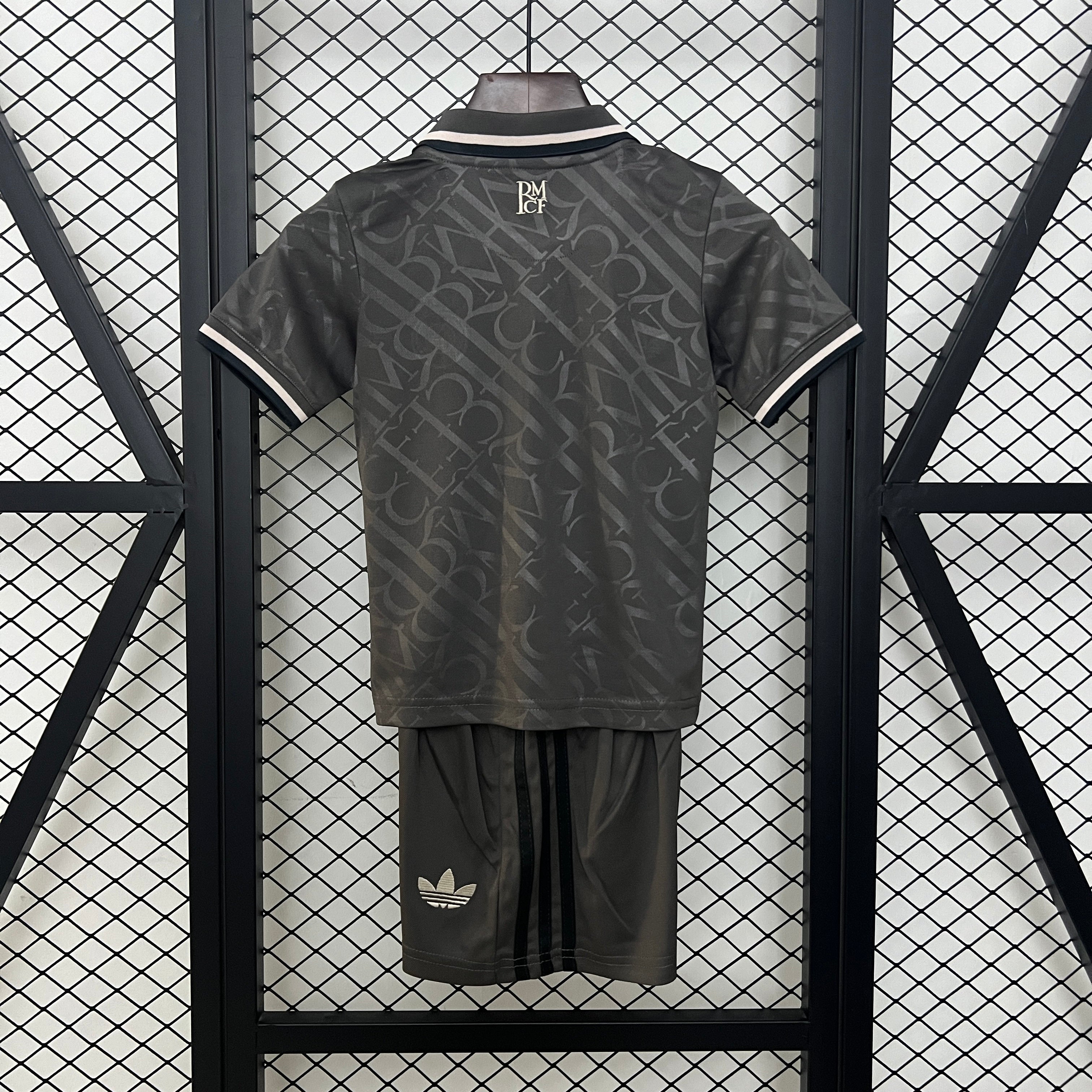 24/25 kids Real Madrid third away game size 16-28