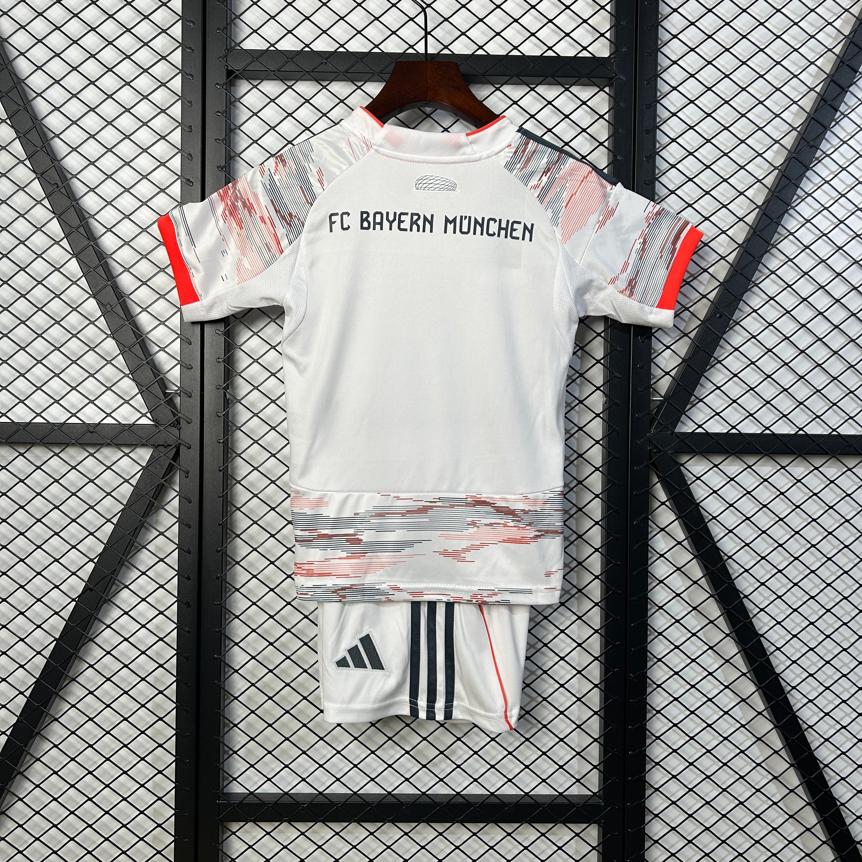 KIDS BAYERN MUNICH AWAY 25/26