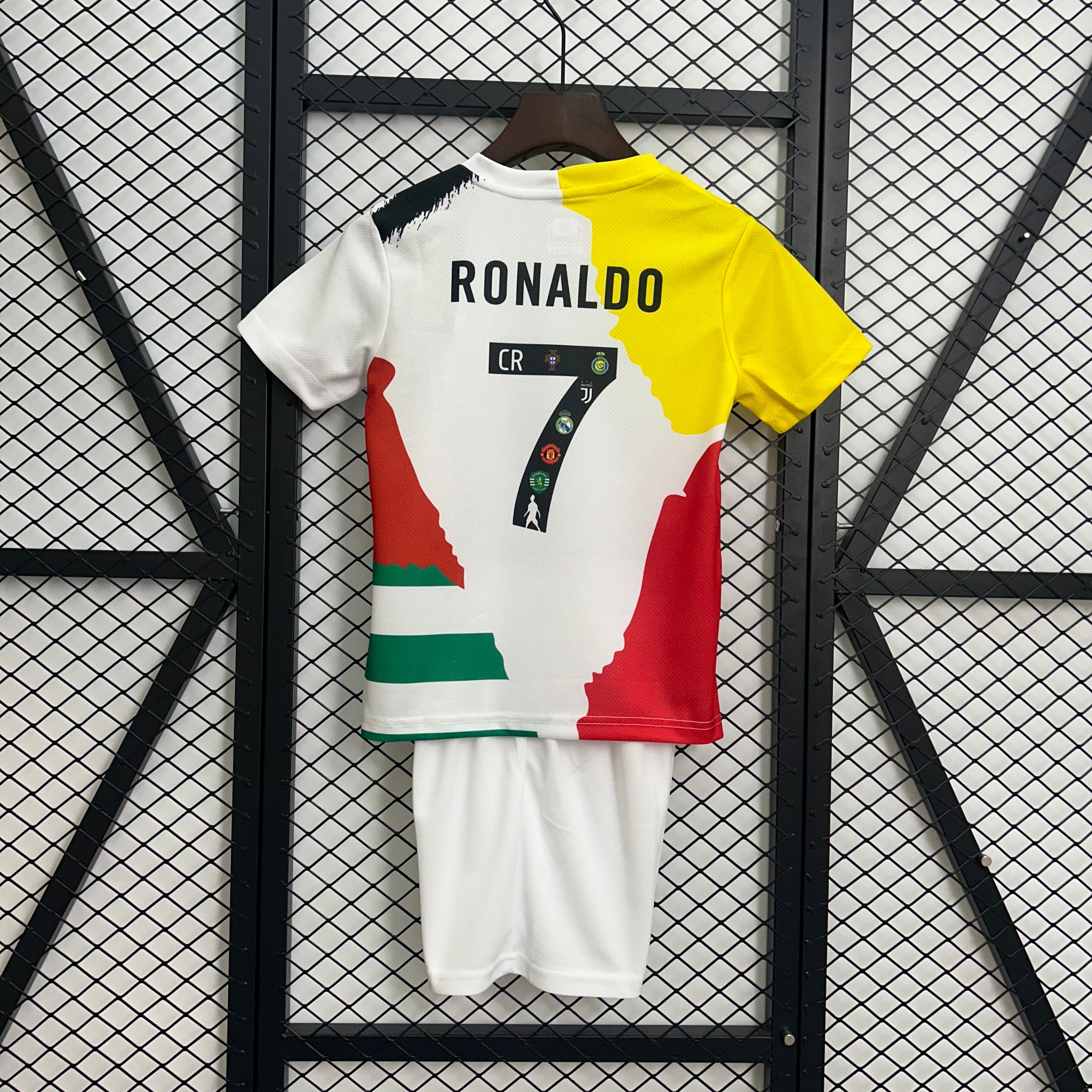 kids Cristiano Ronaldo Commemorative Edition 16-28