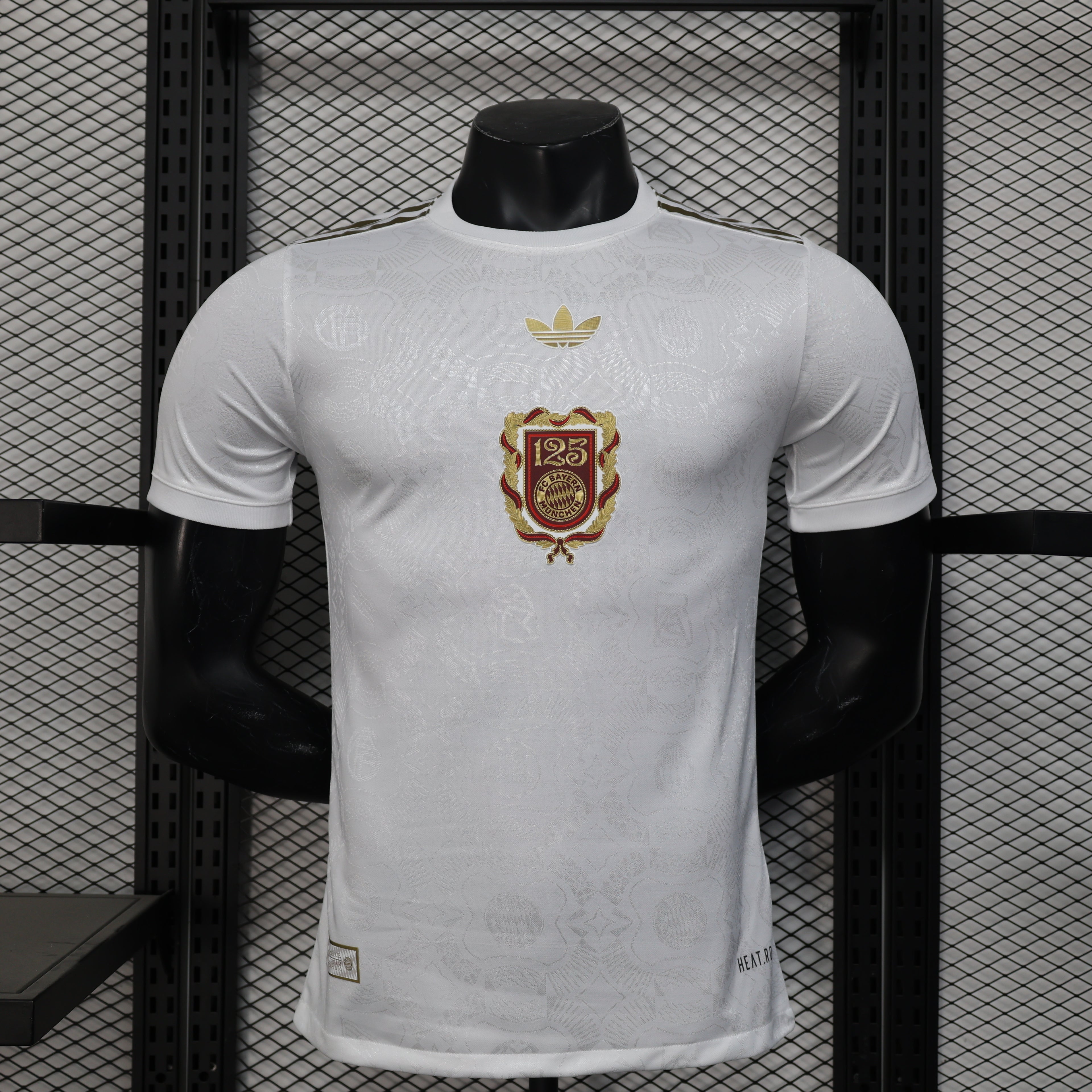 25/26 Player FC Bayern Munich 125th Anniversary White S-XXL