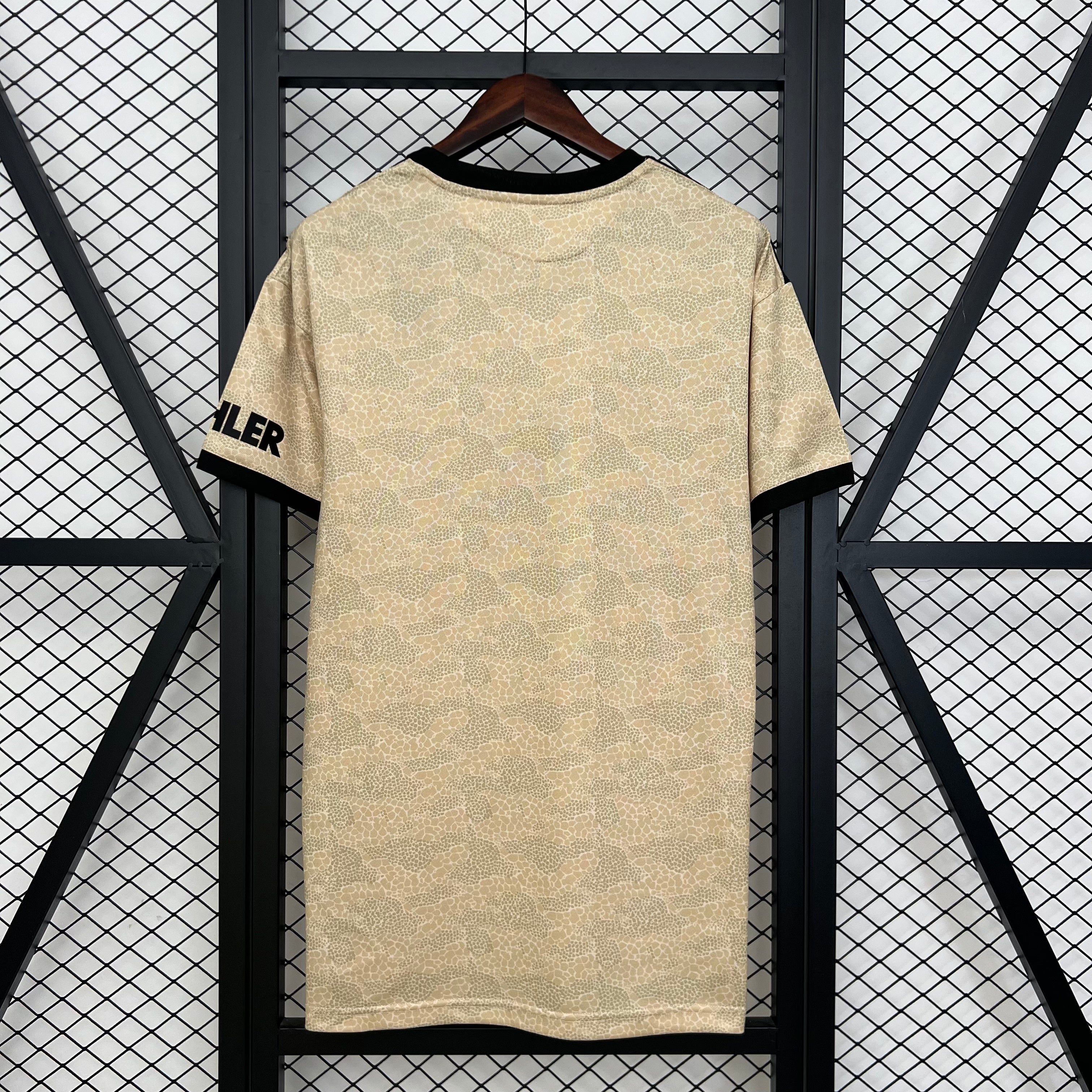 Retro M-U 19/20 Away S-XXL2