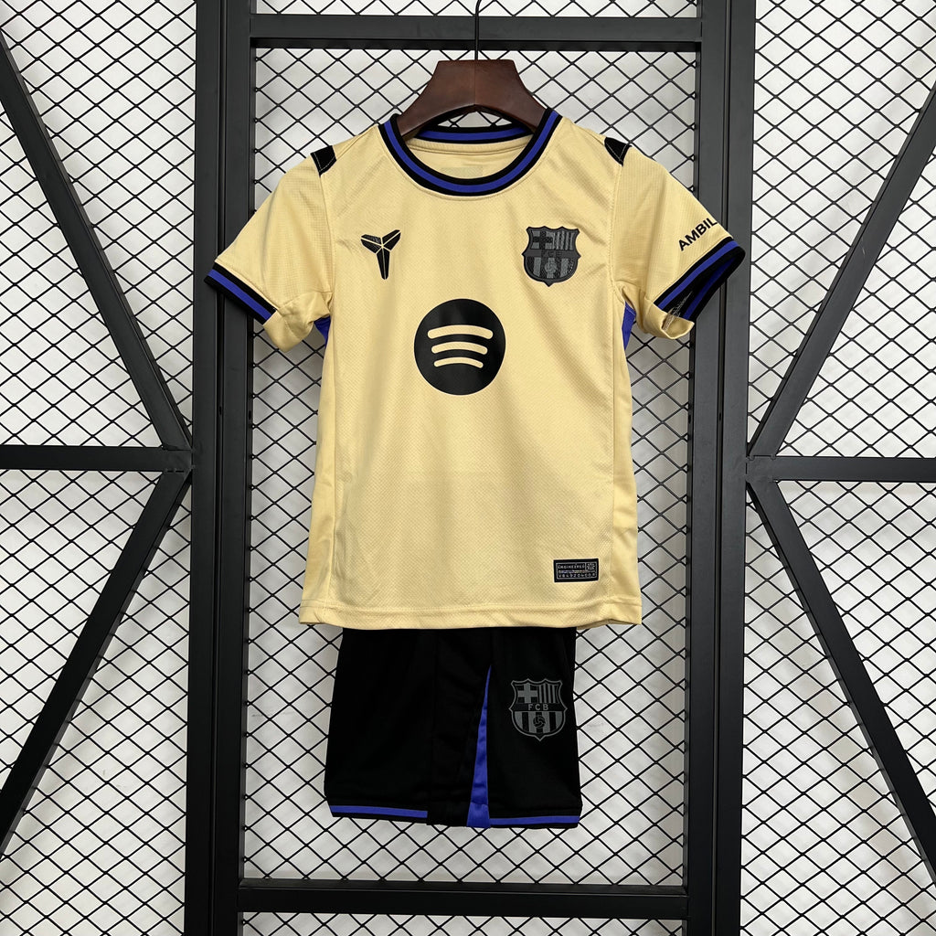 25/26 Kids Barcelona Away Size: 16-28