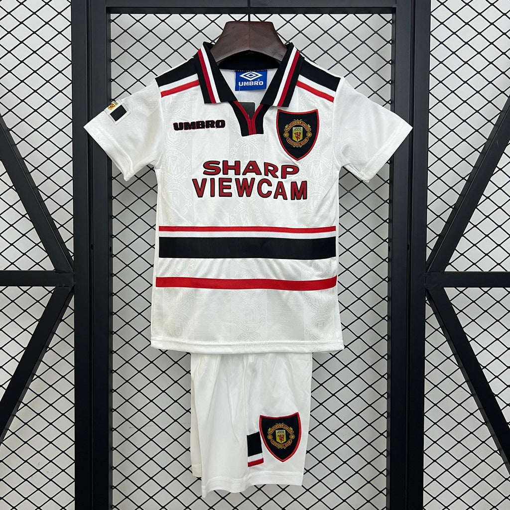 kids M-U 97/98 away size: 16-28