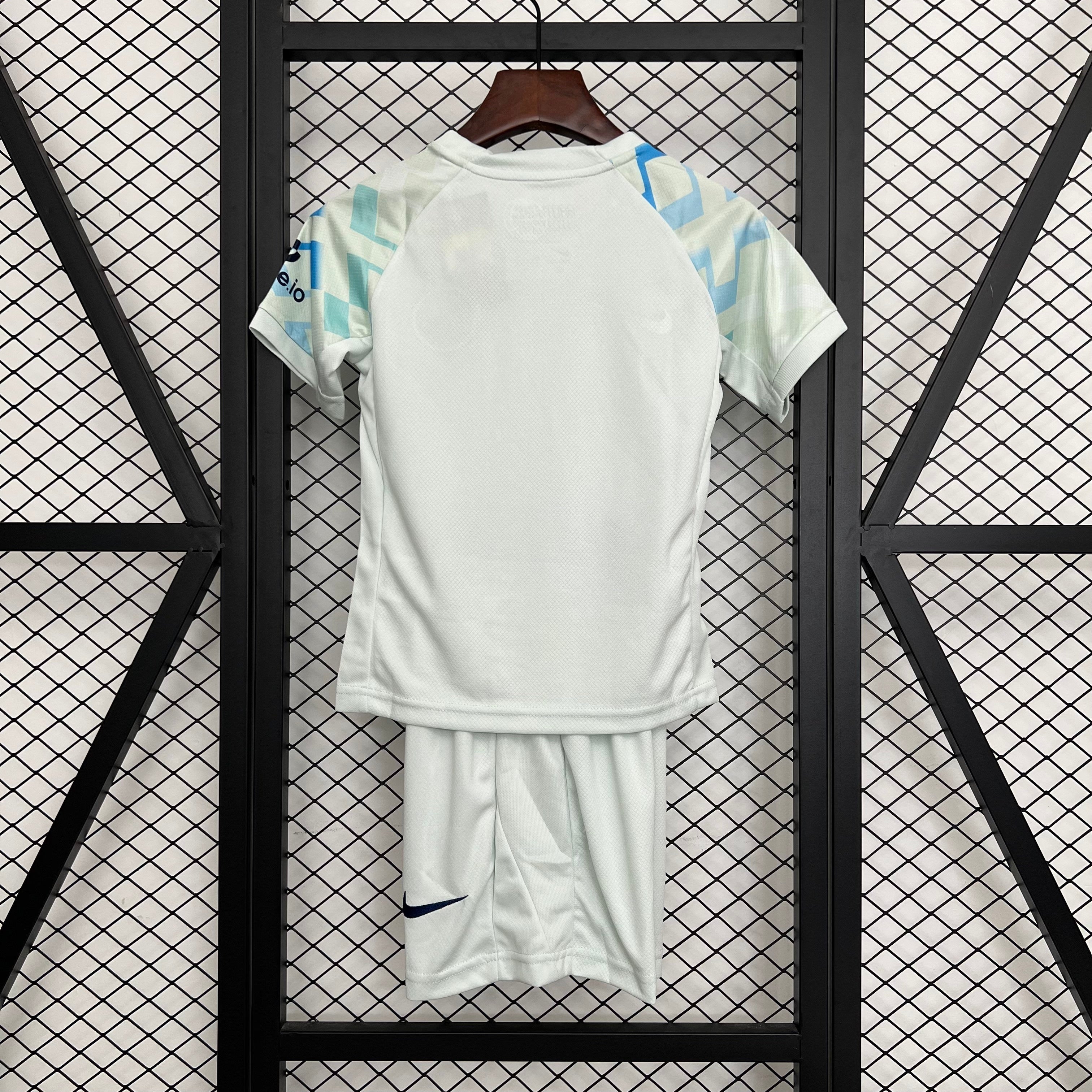 25/26 Kids Inter Milan Away Size: 16-28