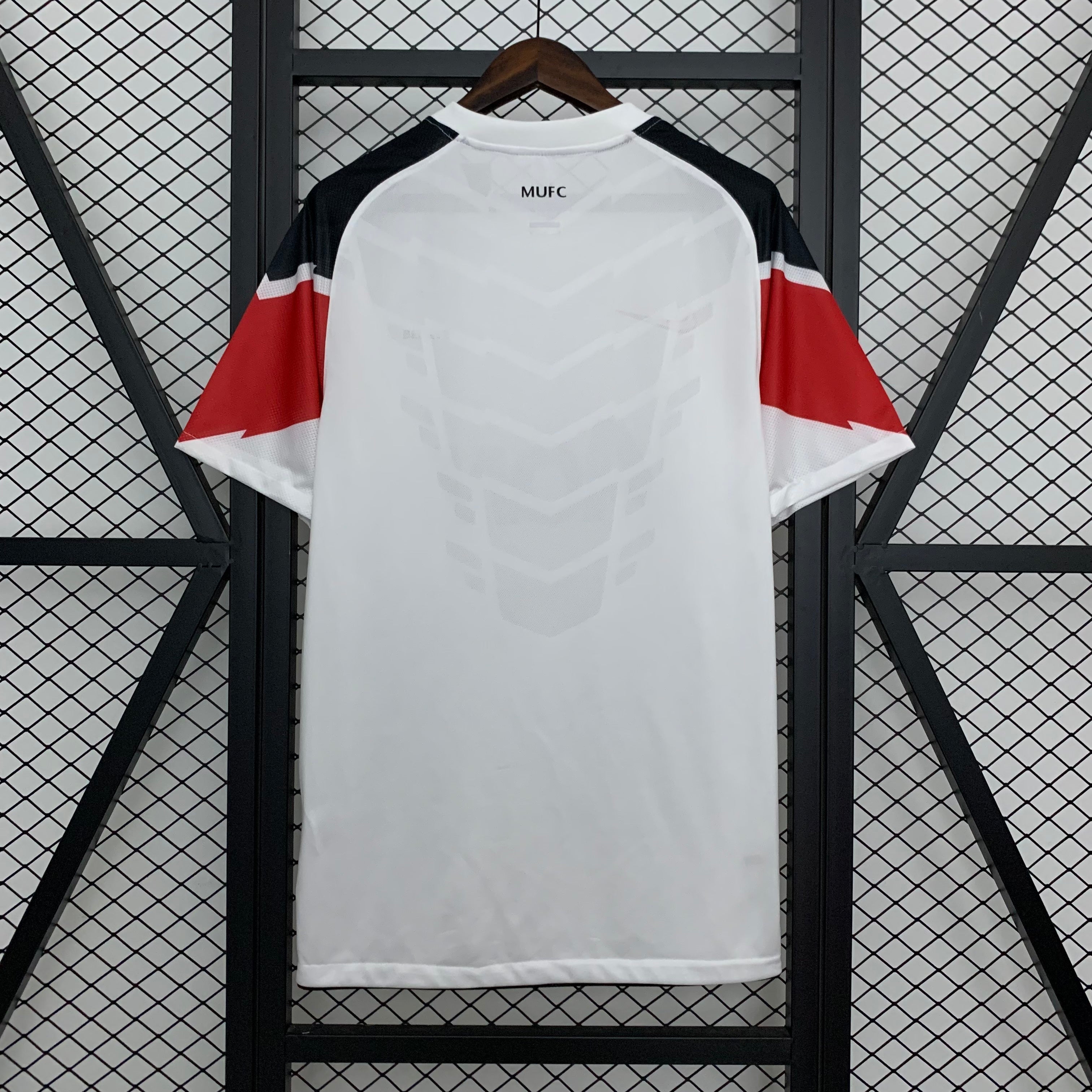 Retro M-U 10/11 Away S-XXL