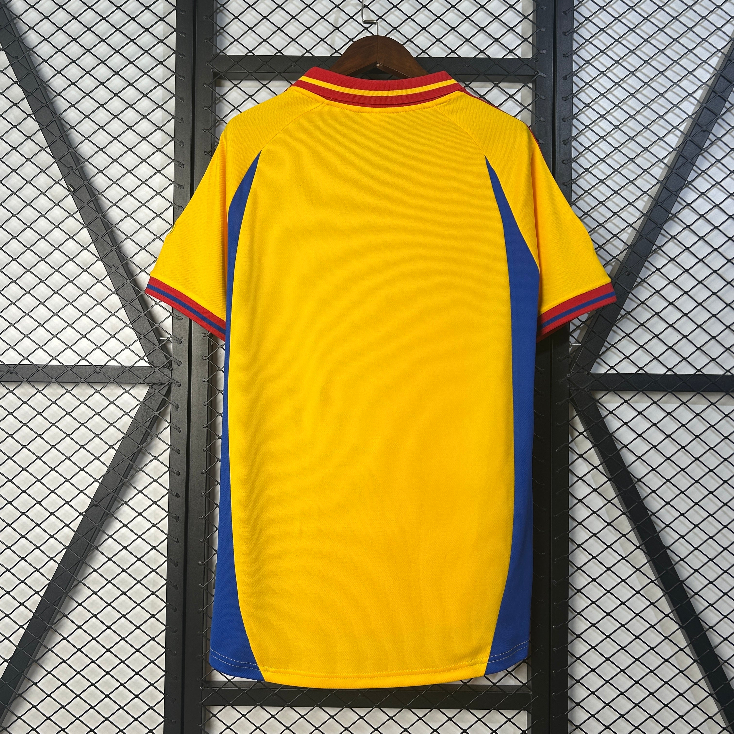 Retro 2000 Romania Home S-XXL