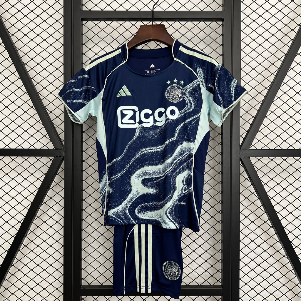 25/26 Kids Ajax away Size: 16-28