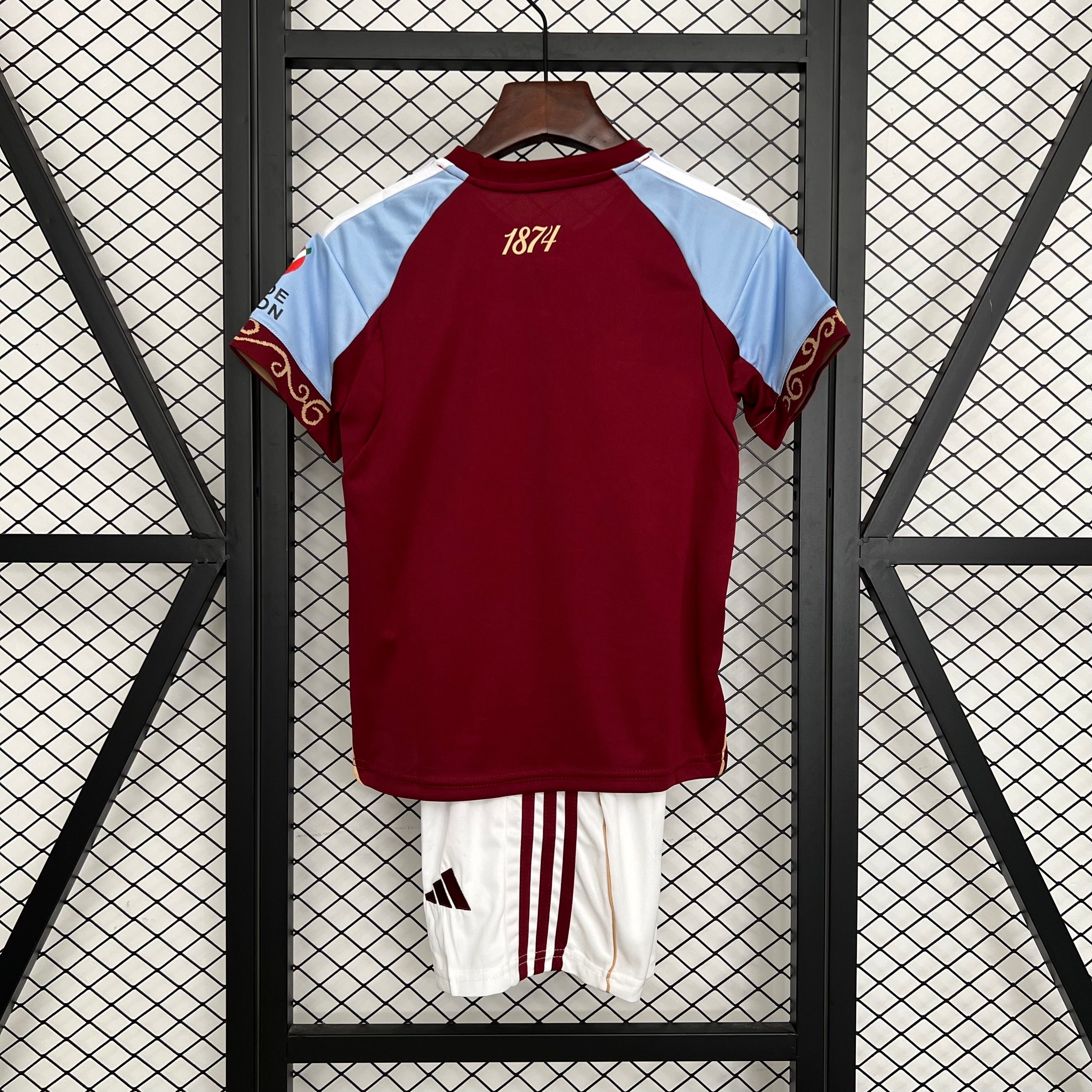 25/26 Kids Aston Villa Home Size: 16-28